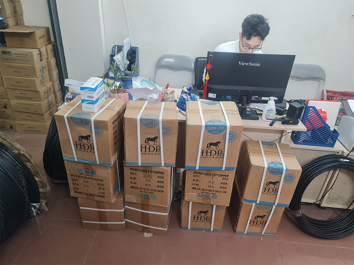 Nha-phan-phoi-cap-mang-HDpro