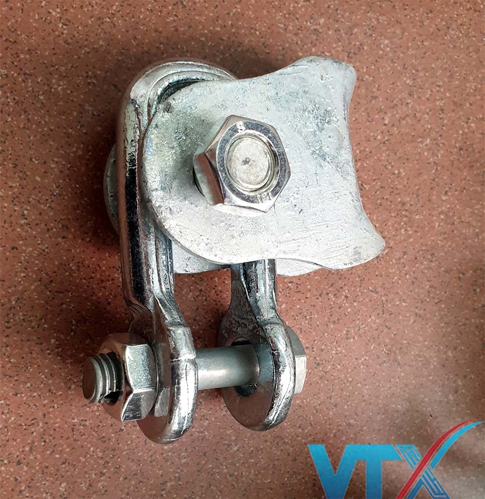 bo-treo-neo-cap-quang-ADSS_