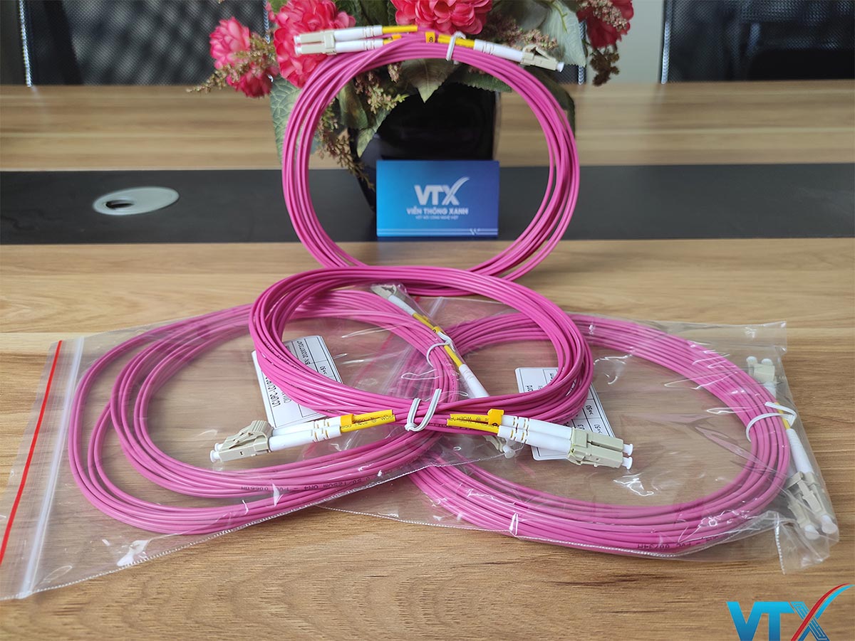 Dây nhảy quang MM OM4 50_125μm chuẩn 40G LC-LC