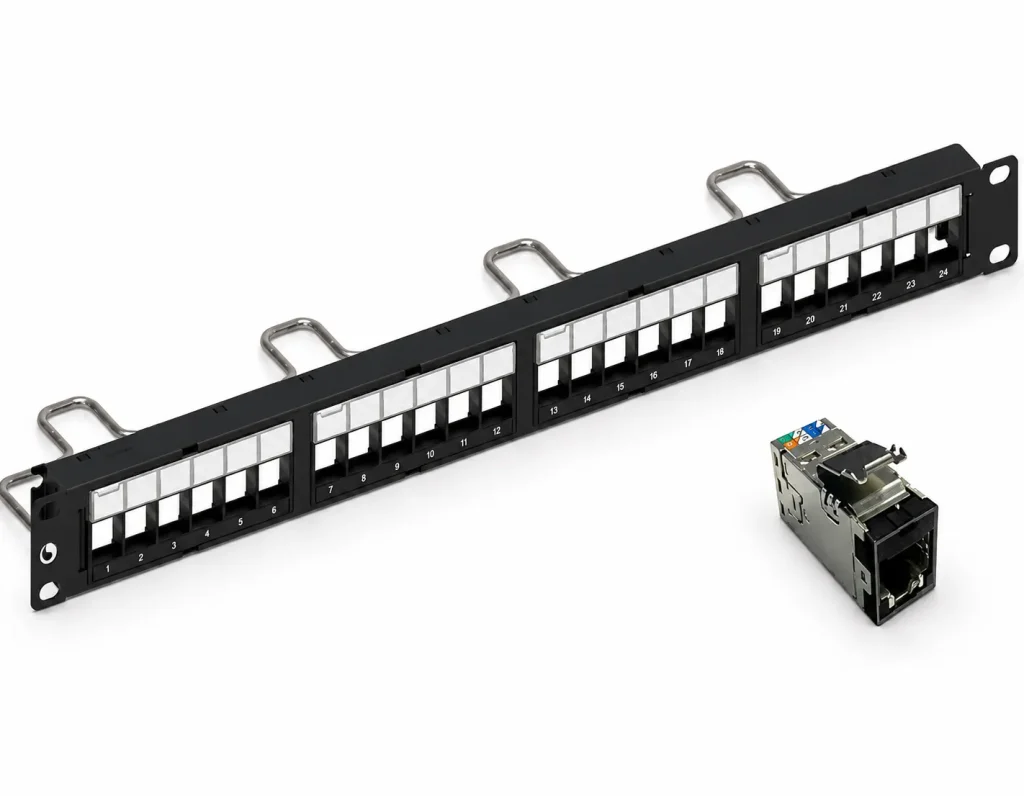 Patch panel 24 port Cat6 Commscope/AMP