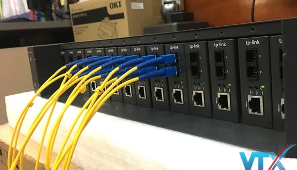 Bộ nguồn tập trung converter TP-Link TL-MC1400