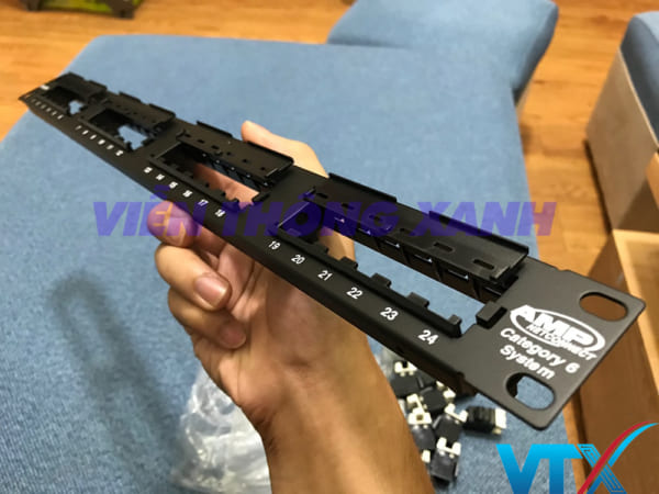 Patch Panel Cat6 24 port Commscope | PN: 1933307-1