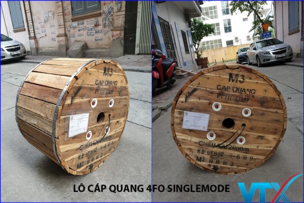 Cáp quang treo Singlemode 4FO