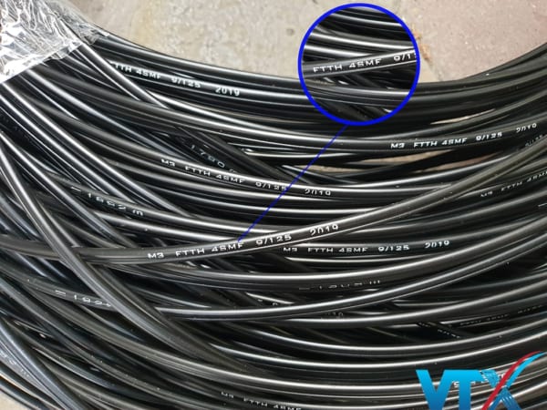 Cáp quang treo Singlemode 4FO