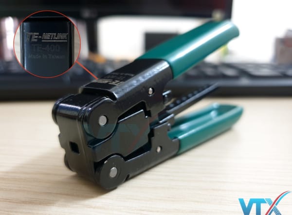 Kìm tách vỏ cáp quang bọc chặt TE-400