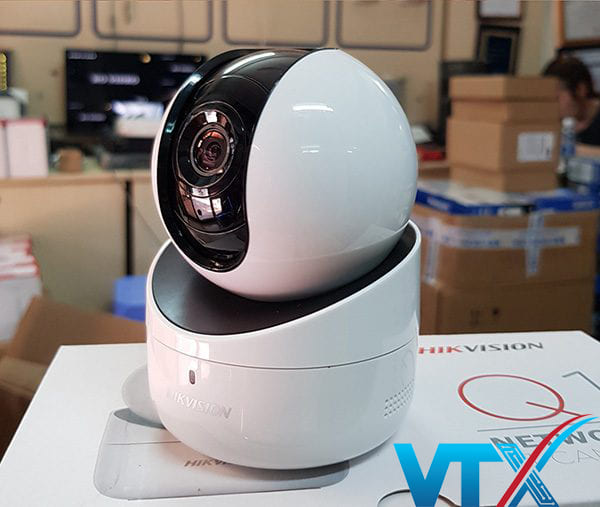 HIKVISION DS-2CV2Q21FD-IW(B)