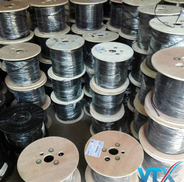 Cáp Quang bọc chặt HDPro Outdoor Single mode (1FO)