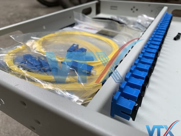 Hộp phối quang ODF 24 FO lắp rack đầy đủ phụ kiện