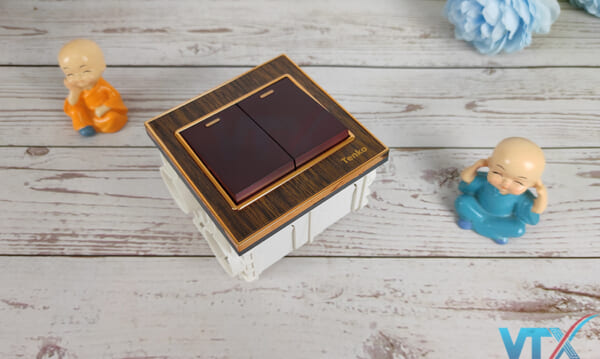 Công tắc âm tường Tenko TK-F71-A-02