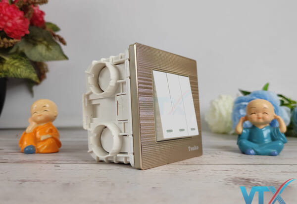 Công tắc âm tường Tenko TK-F71-C-03