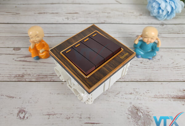 Công tắc âm tường Tenko TK-F71-A-04