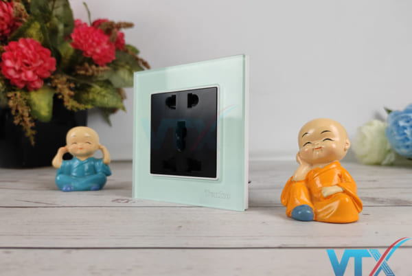 Ổ cắm Tenko TK-F71-D-18