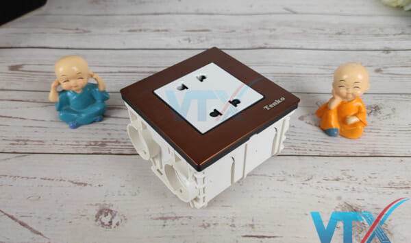 Ổ cắm âm tường Tenko TK-F71-16