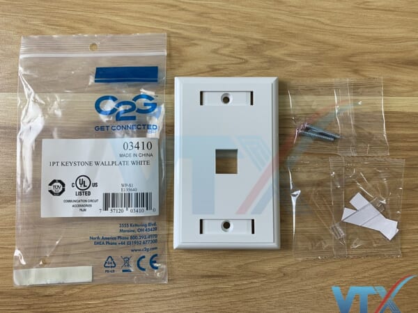 Wallplate mặt 1 cổng Legrand | PN: 03410