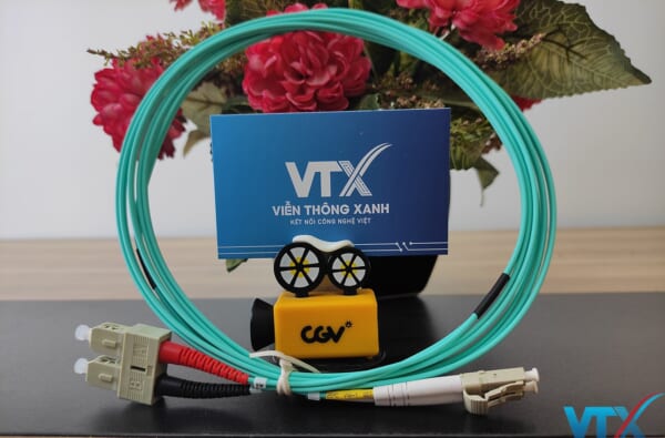 Dây nhảy quang Legrand MM OM3 SC-LC Duplex 1m | PN:32612