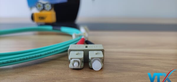 Dây nhảy quang Legrand MM OM3 SC-SC Duplex 1m | PN:32611