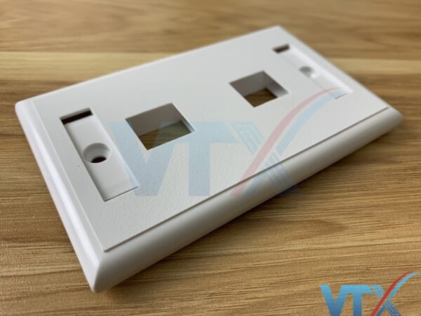 Wallplate mặt 2 cổng Legrand | PN:03411