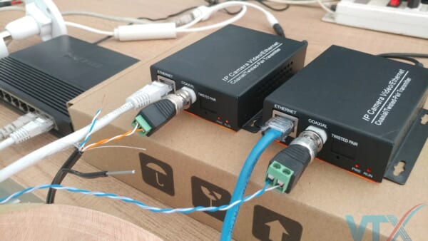 Bộ chuyển đổi cáp mạng sang cáp đồng trục