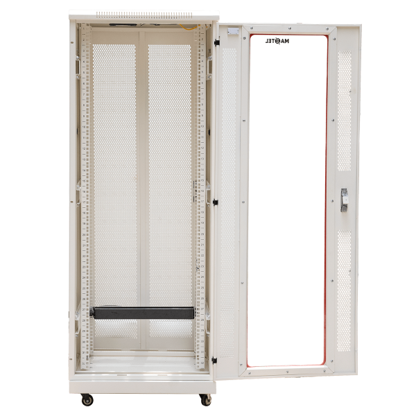 Không gian bên trong tủ rack Maxtel 32U