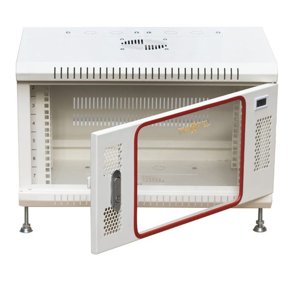 Anh-mo-cua-tu-rack-MAXTEL-6UD400-dung