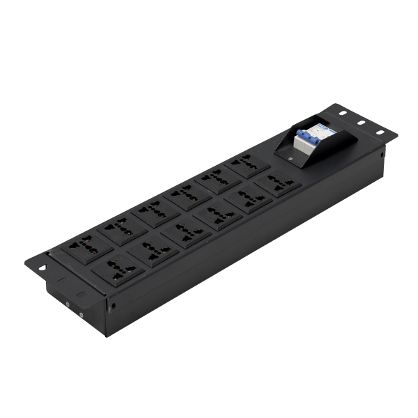 Ảnh chụp thanh nguồn PDU 12 ổ màu đen Maxtel có át